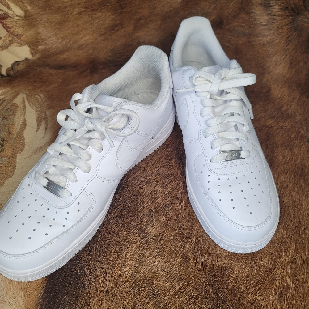 Nike Air Force 1
